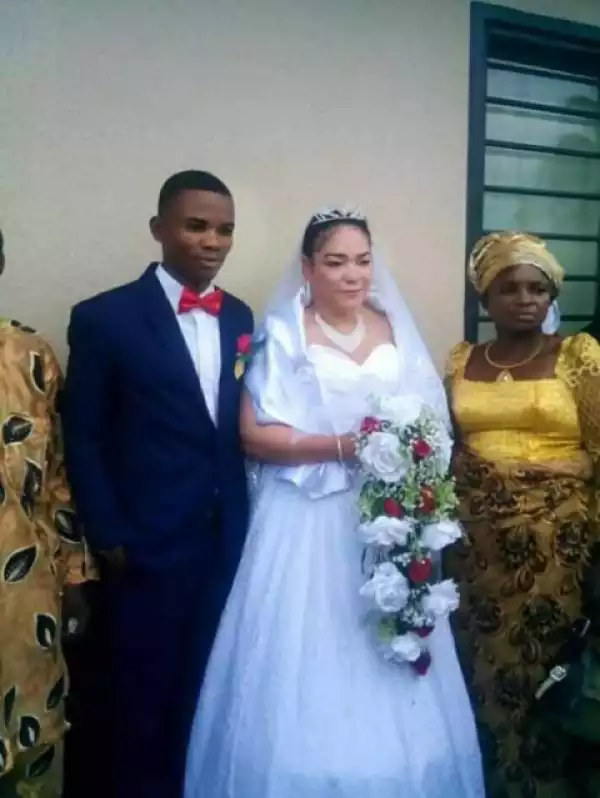 Nigerian Man Weds American Lady In Akwa Ibom (Photos)